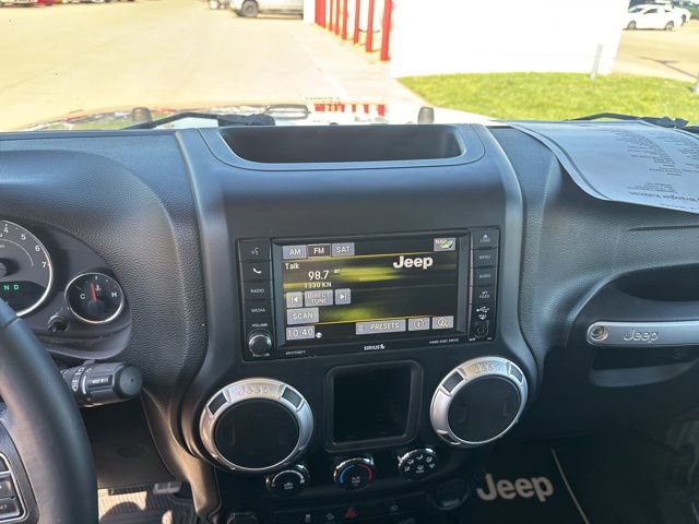 Used 2013 Jeep Wrangler Rubicon w/ Dual Top Group AWD/4WD image 10