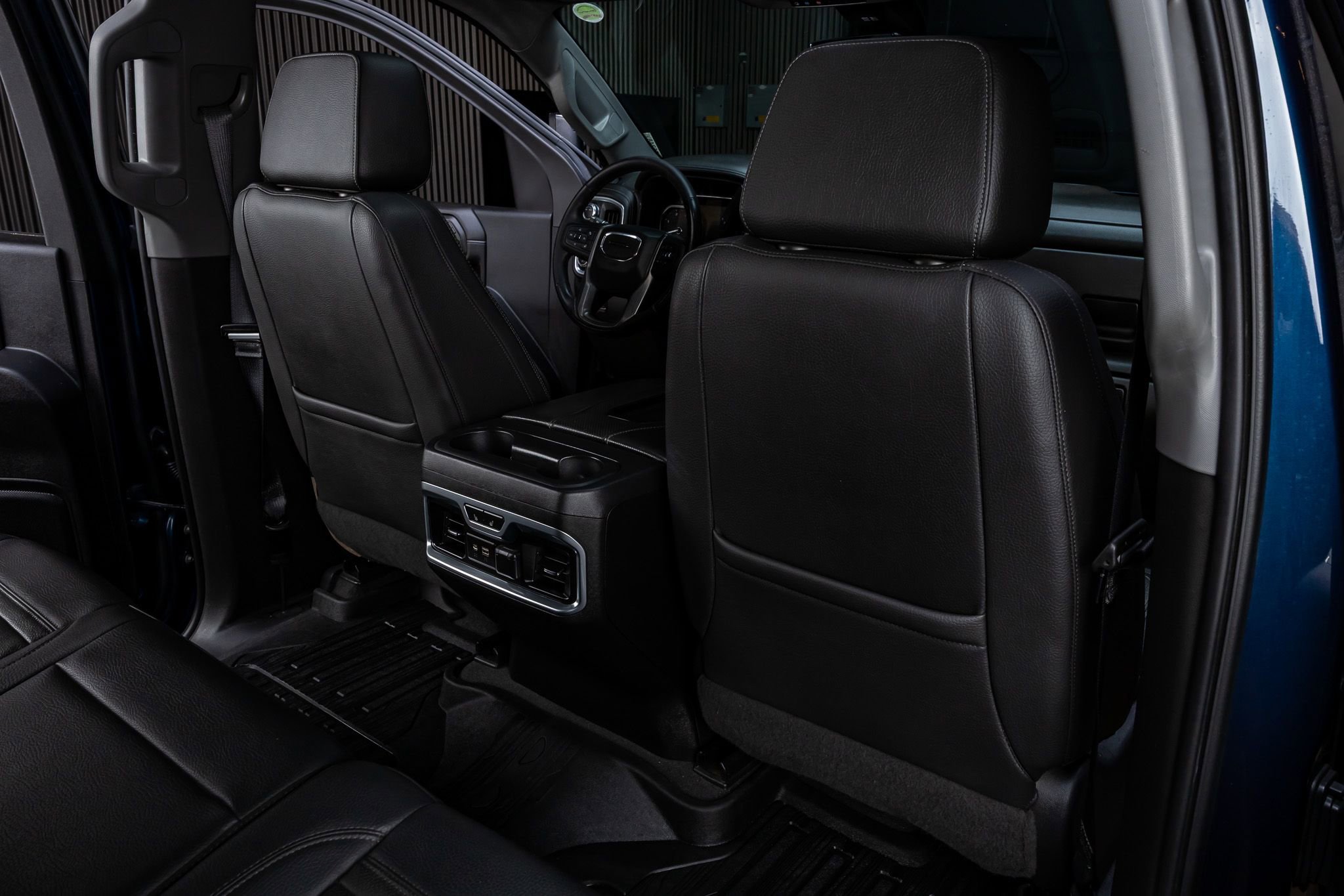 Used 2021 GMC Sierra 2500 Denali w/ Denali Ultimate Package image 31