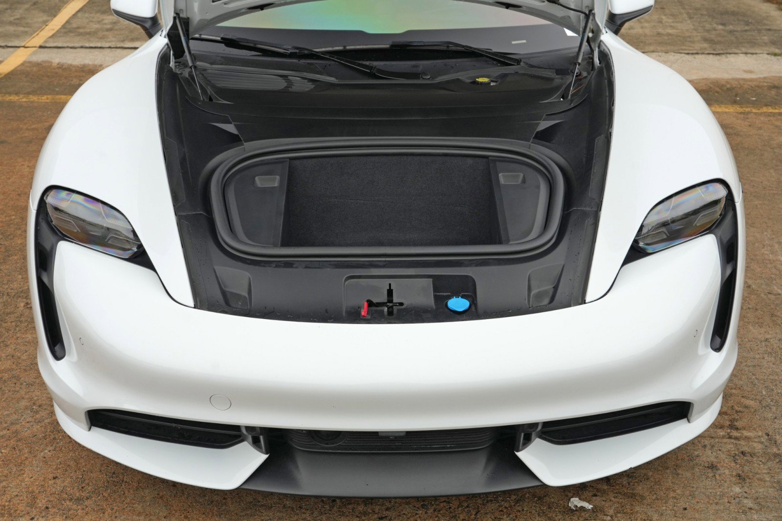 Used 2020 Porsche Taycan Turbo w/ Premium Package AWD/4WD image 8