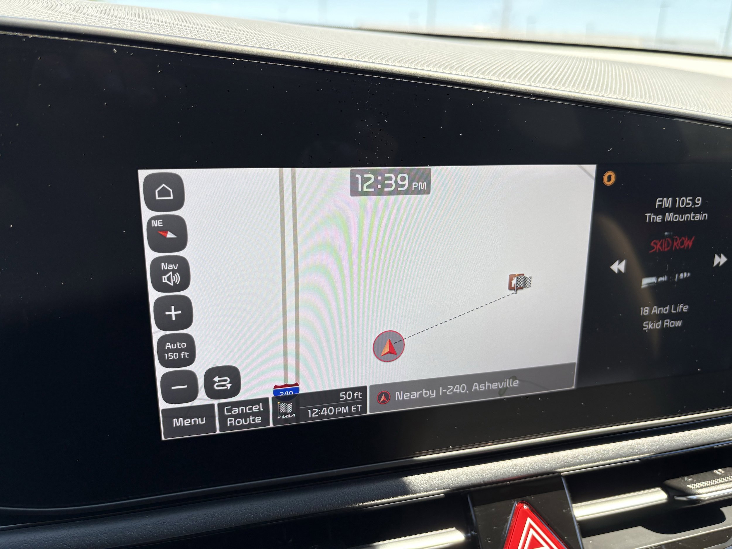 Used 2025 Kia Niro EX FWD image 23