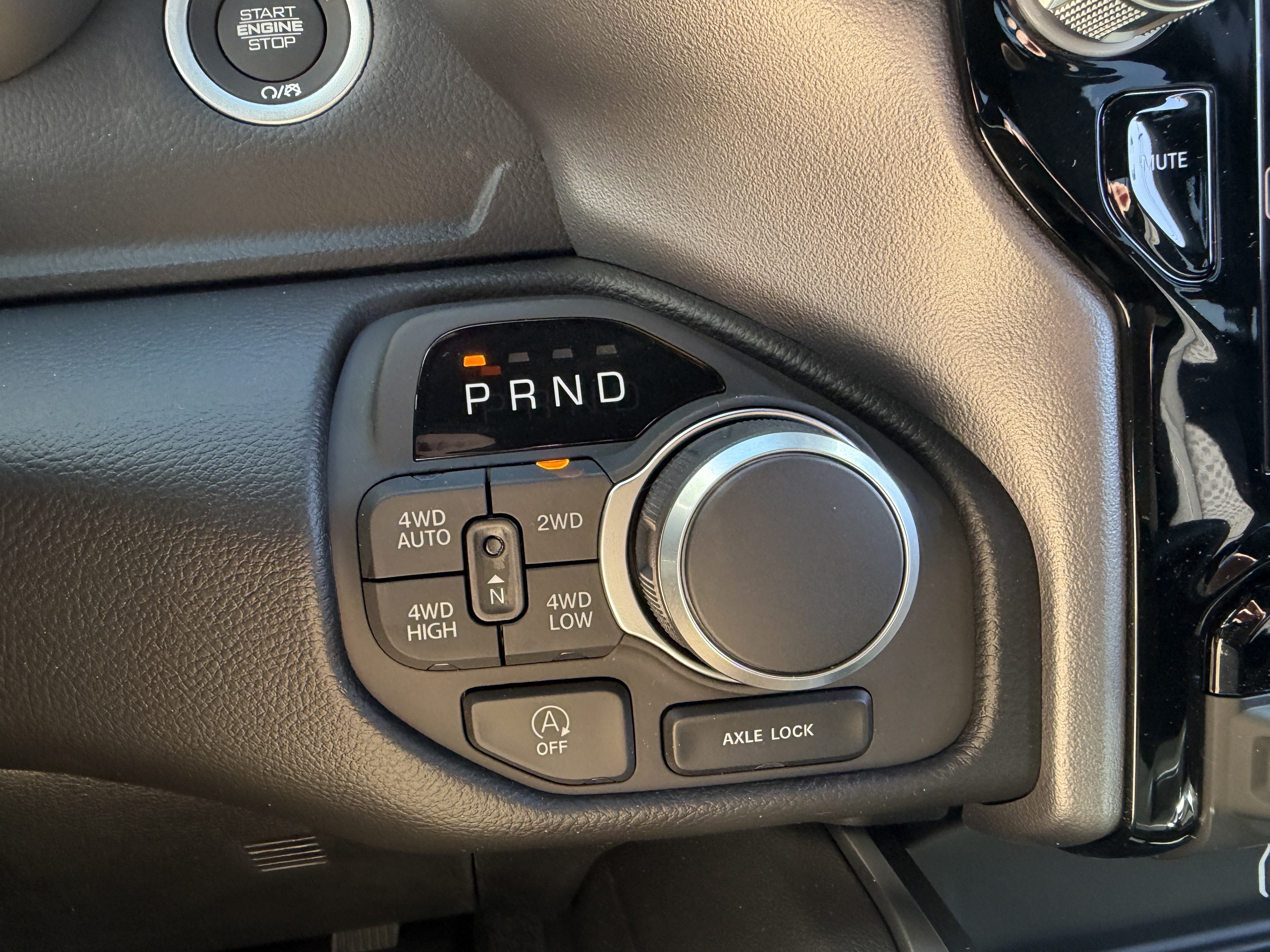 New 2026 RAM 1500 Big Horn AWD/4WD image 38