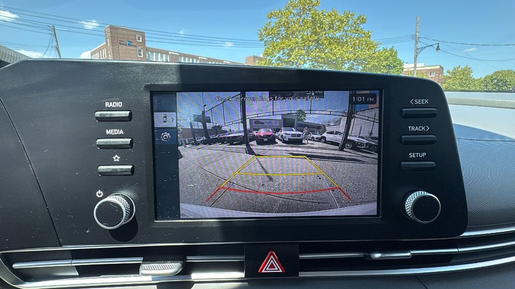 Used 2024 Hyundai Elantra SE FWD image 25