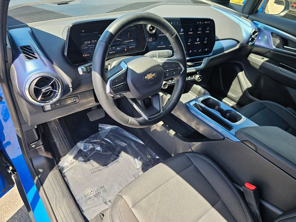 Used 2024 Chevrolet Equinox EV LT FWD image 19