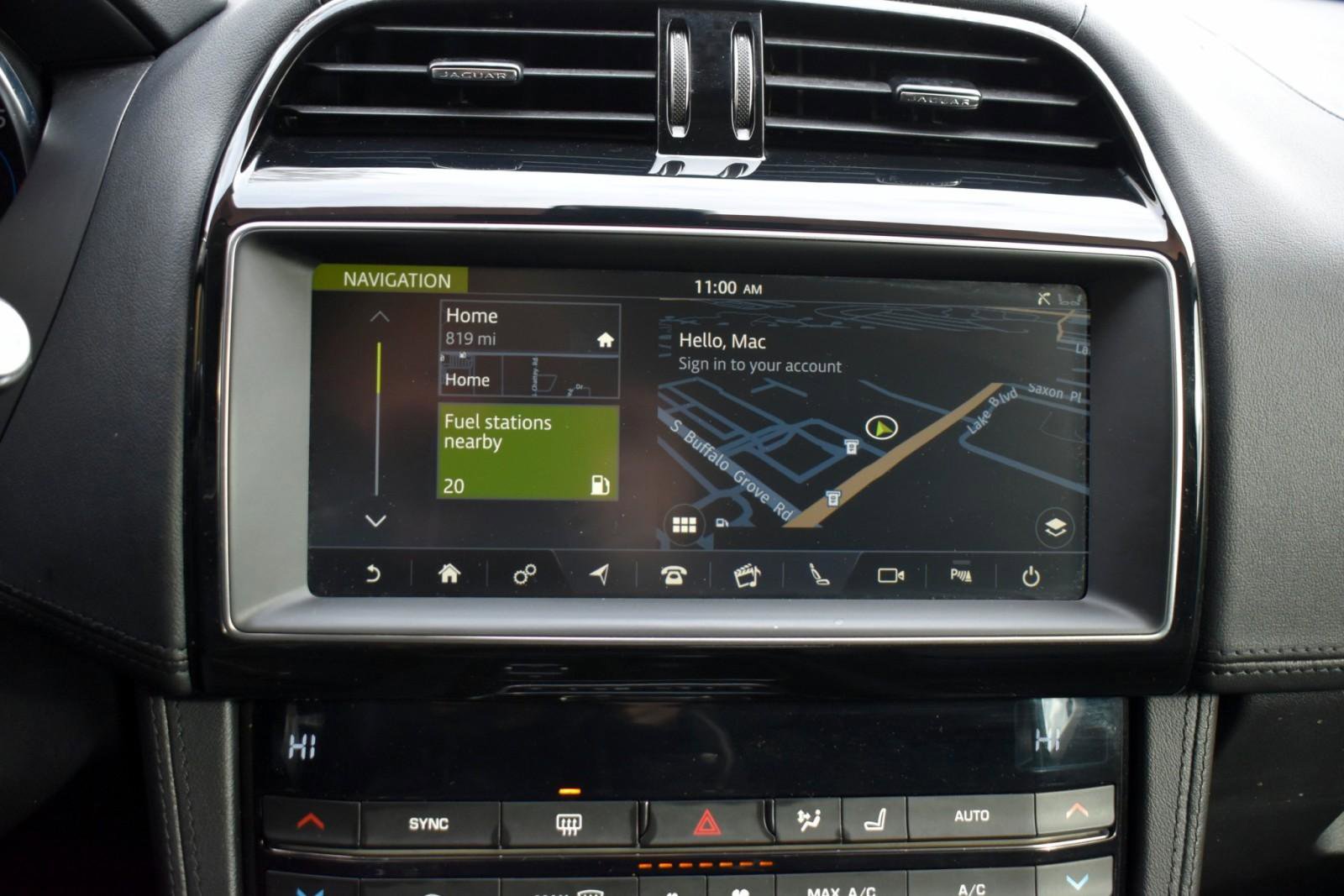 Used 2019 Jaguar F-PACE Prestige image 17