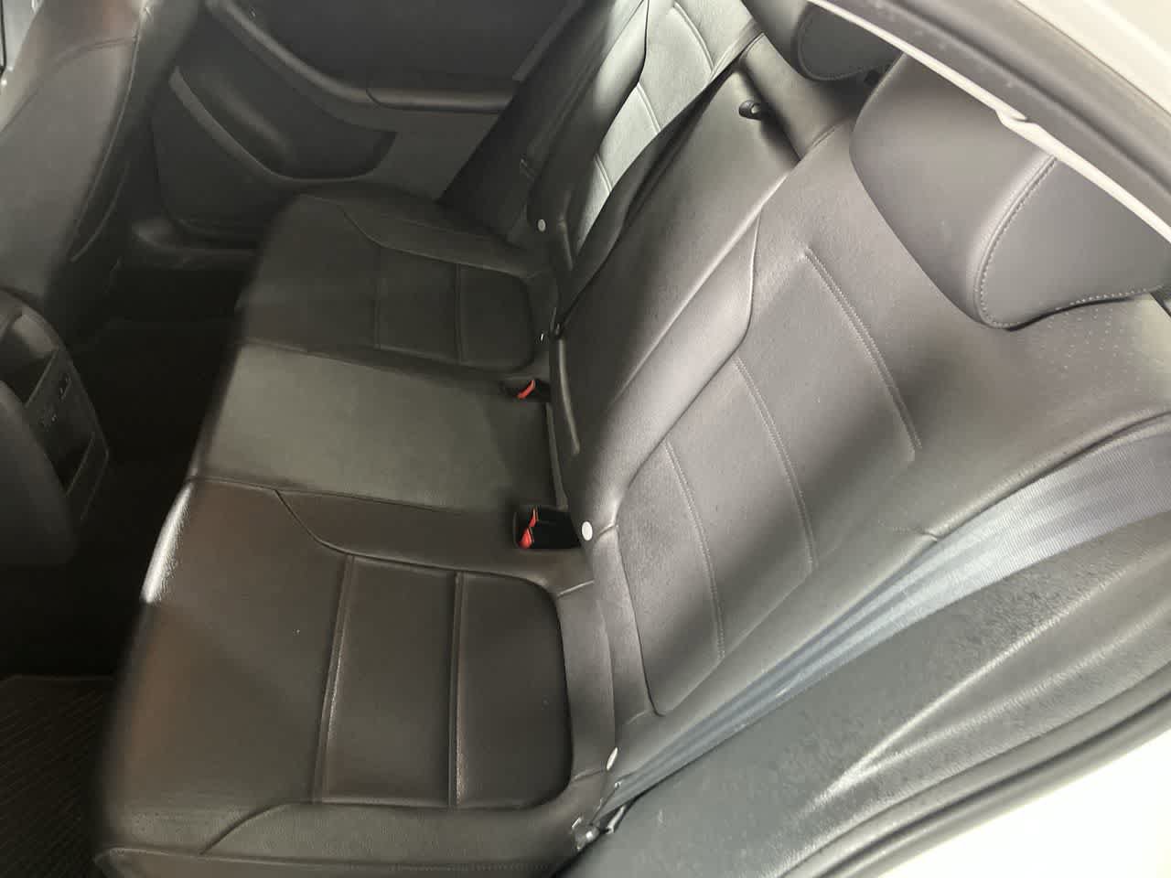 Used 2014 Volkswagen Jetta SE FWD image 24