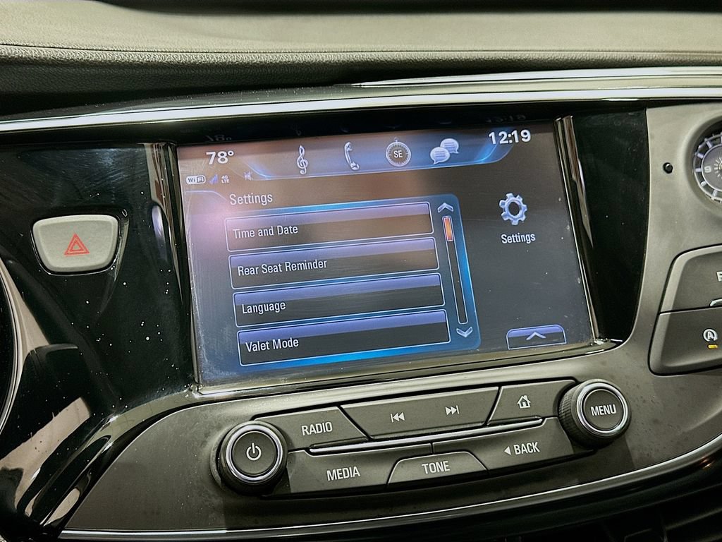 Used 2020 Buick Envision Essence FWD image 14