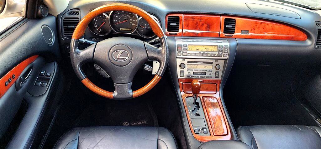 Used 2003 Lexus SC 430 Convertible image 23
