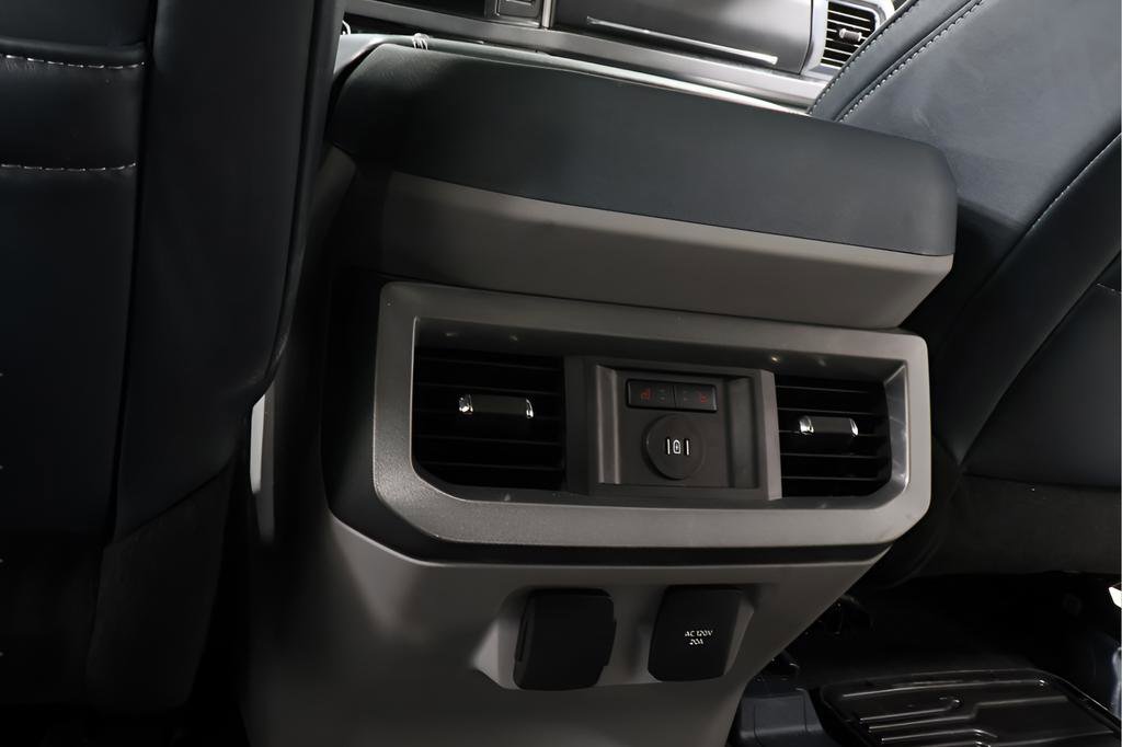 Used 2024 Ford F450 Limited w/ FX4 Off-Road Package AWD/4WD image 12