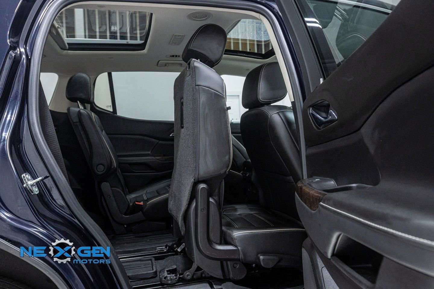 Used 2021 GMC Acadia Denali w/ Denali Ultimate Package image 34