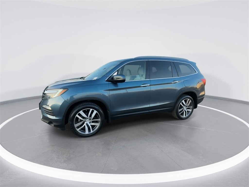 Used 2018 Honda Pilot Touring image 7