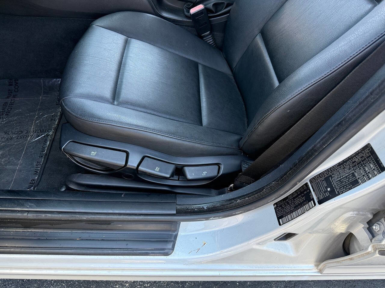 Used 2003 BMW 325i Sedan image 39