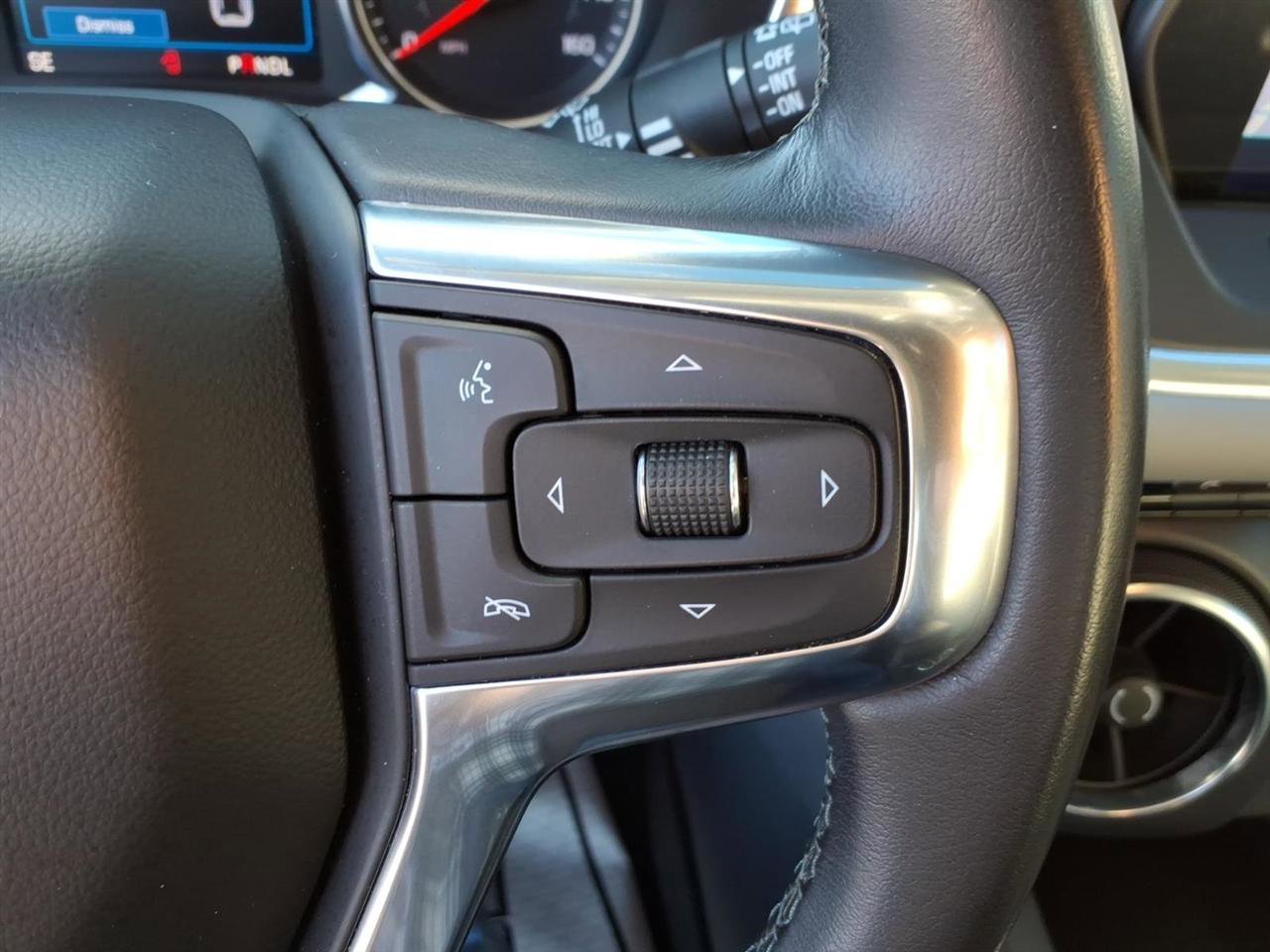 Used 2020 Chevrolet Blazer LT image 20