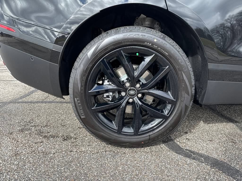 New 2026 Land Rover Range Rover Velar S image 25