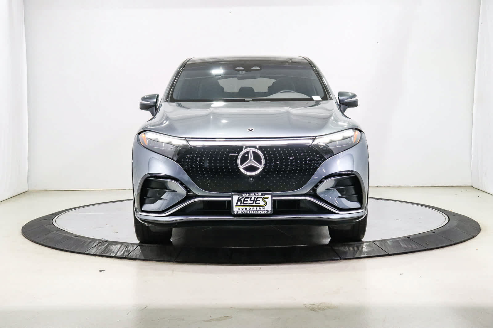 Certified 2023 Mercedes-Benz EQS 580 4MATIC SUV image 6