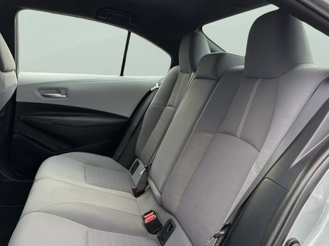 Used 2022 Toyota Corolla SE w/ Carpet Mat Package (TMS) FWD image 16