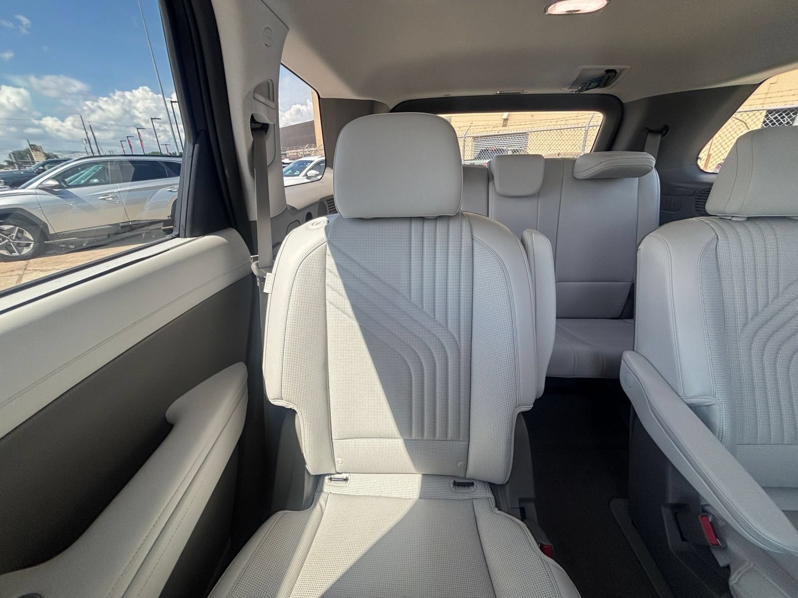 Used 2026 Hyundai Palisade SEL FWD image 42