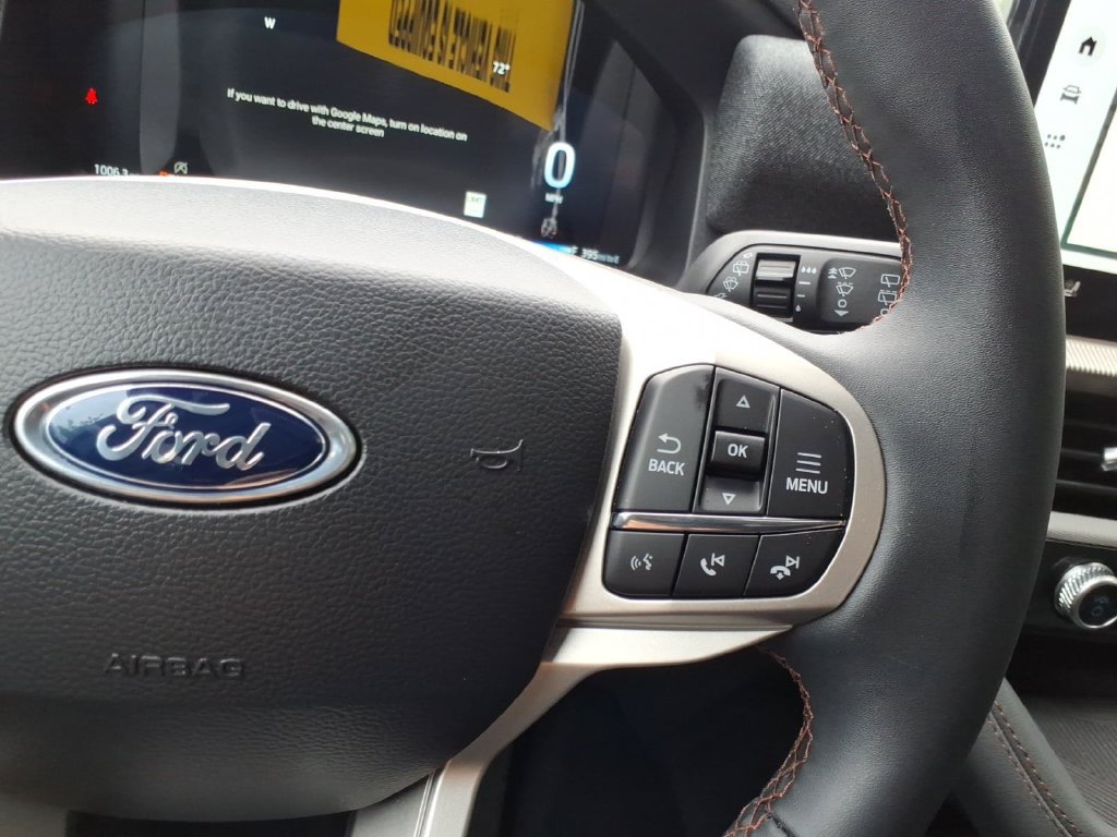 Used 2027 Ford Explorer Active w/ Active Comfort Package AWD/4WD image 20
