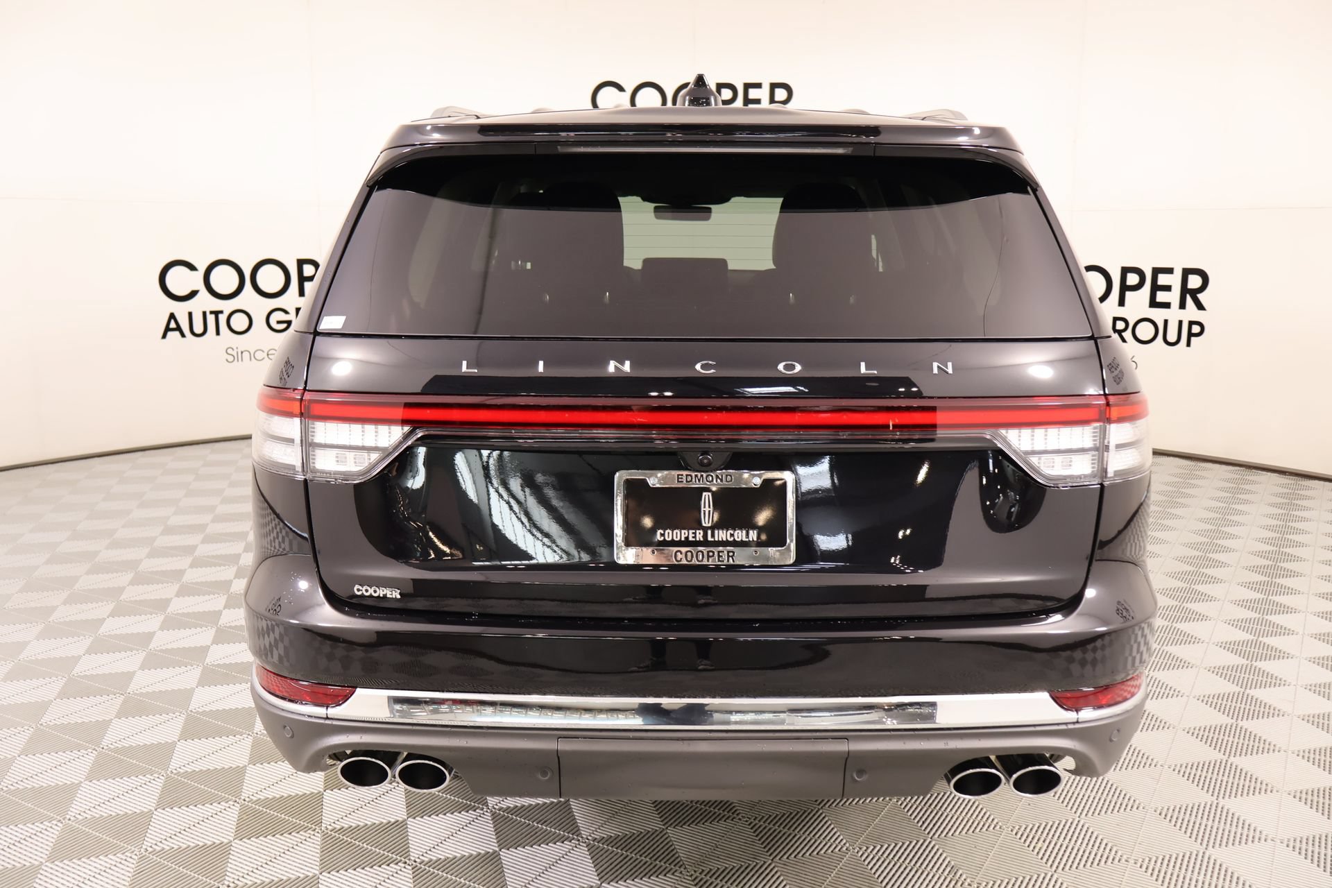 New 2026 Lincoln Aviator AWD image 23