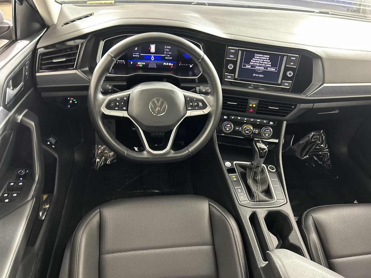 Used 2024 Volkswagen Jetta SE FWD image 22