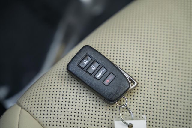 Used 2014 Lexus IS 250 RWD image 41