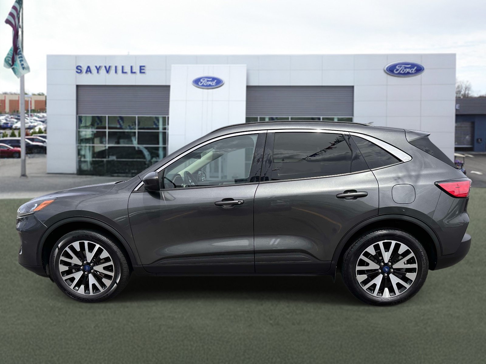 Used 2020 Ford Escape SEL AWD/4WD image 2
