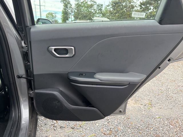 Used 2025 Kia K4 LXS image 11