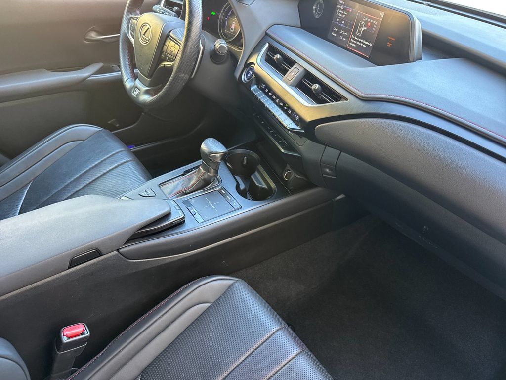 Used 2020 Lexus UX 250h F Sport w/ F Sport Premium Package AWD/4WD image 19