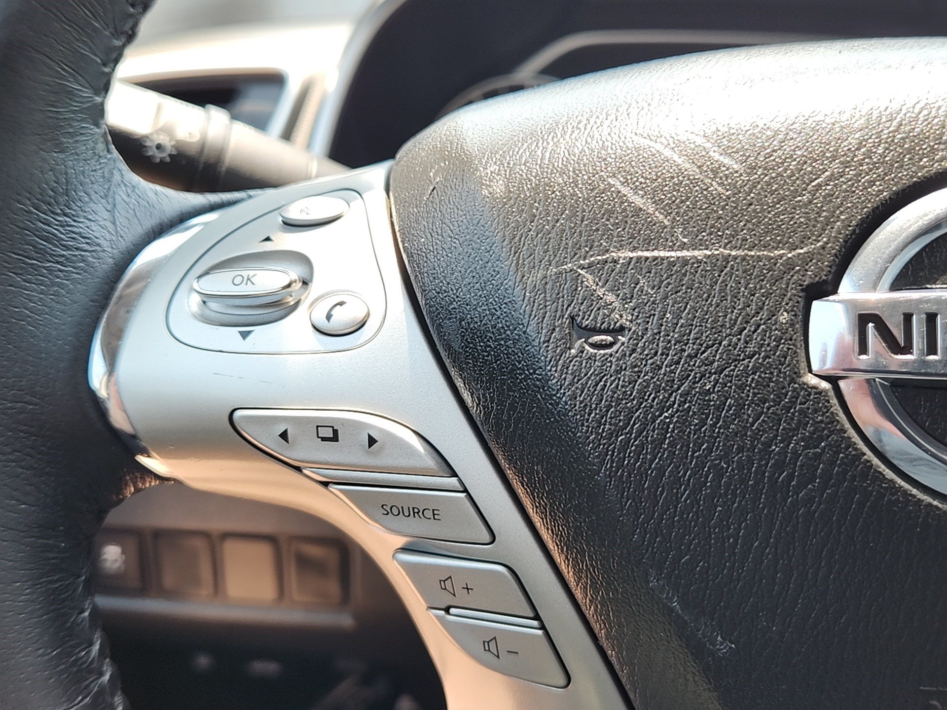 Used 2018 Nissan Murano SV AWD/4WD image 18