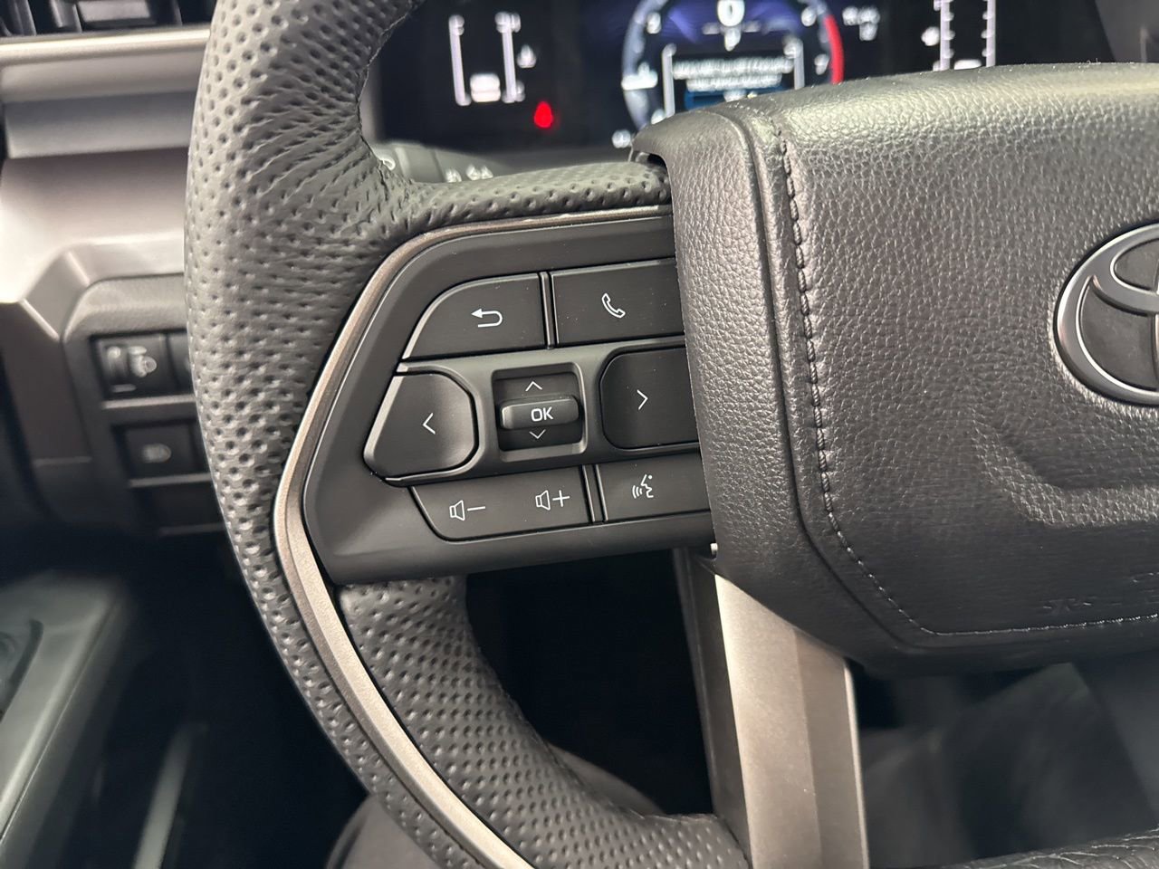 New 2026 Toyota Tacoma SR5 image 18