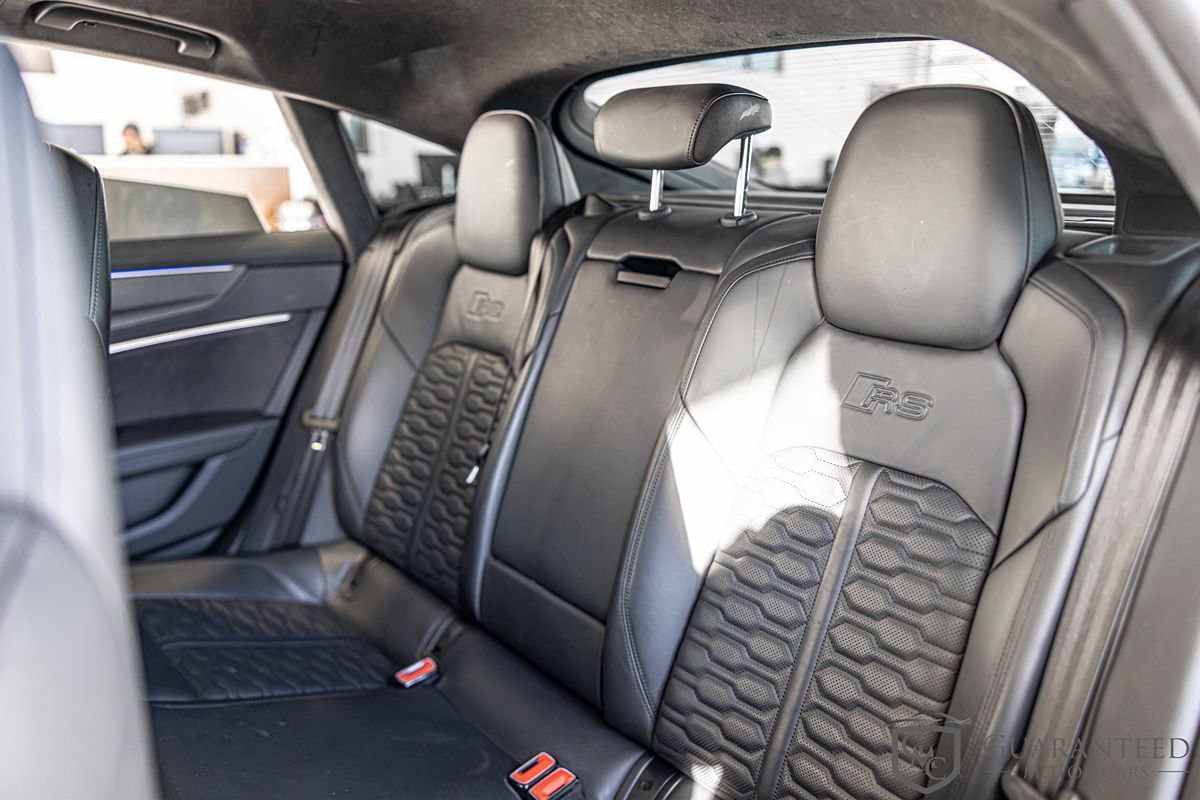 Used 2023 Audi RS 7 Sportback w/ Carbon Optic Package image 32