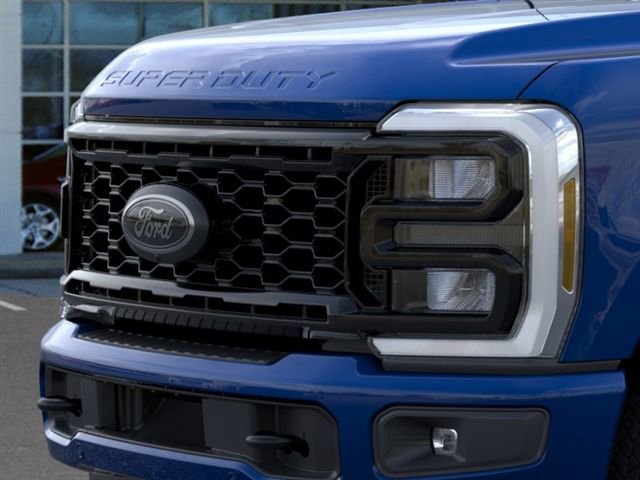 New 2026 Ford F250 Lariat w/ Black Appearance Package image 17