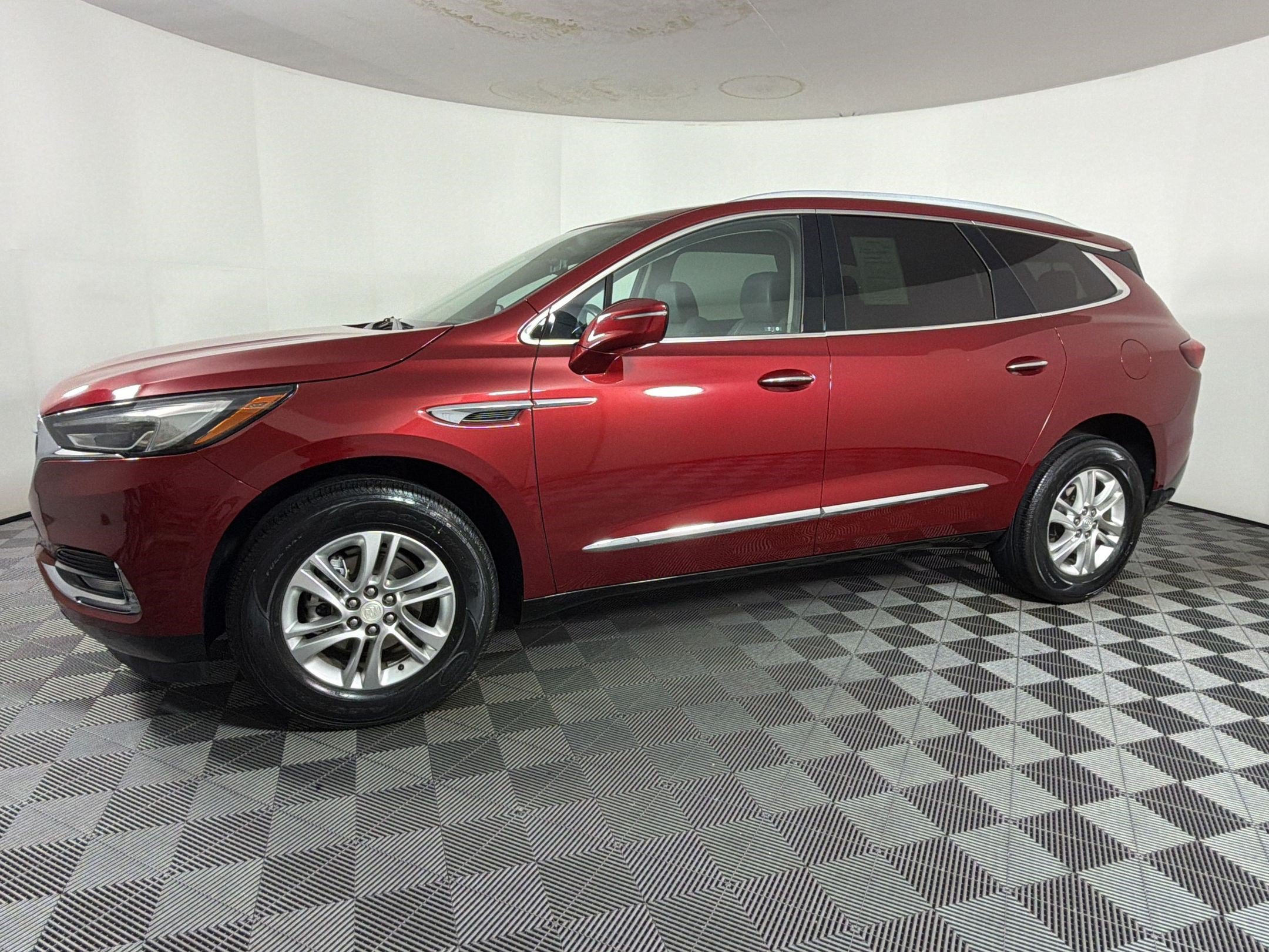 Used 2021 Buick Enclave Essence w/ Trailering Package, 5000 lbs. FWD image 17