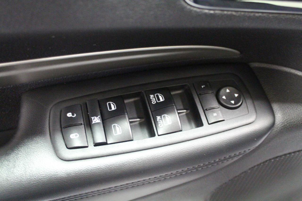 Used 2018 Dodge Durango SXT w/ Quick Order Package 2BB image 19