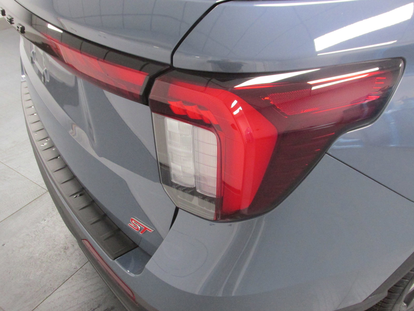 New 2025 Ford Explorer ST w/ Sun And Sound Package image 9