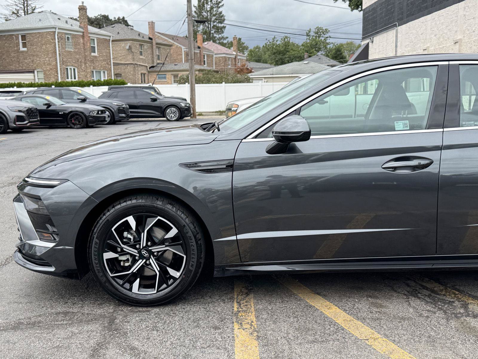 Used 2025 Hyundai Sonata SEL AWD/4WD image 2