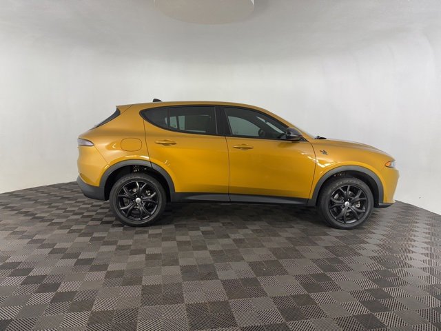 Used 2024 Dodge Hornet GT w/ GT Blacktop Package image 5