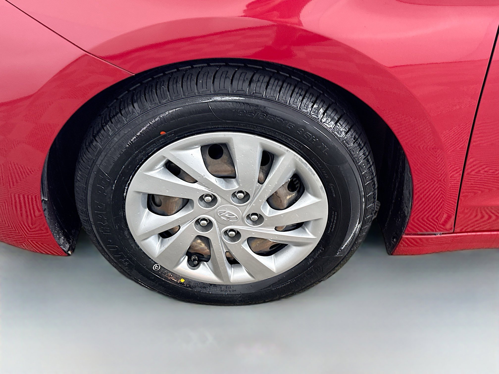 Used 2020 Hyundai Elantra SE image 37