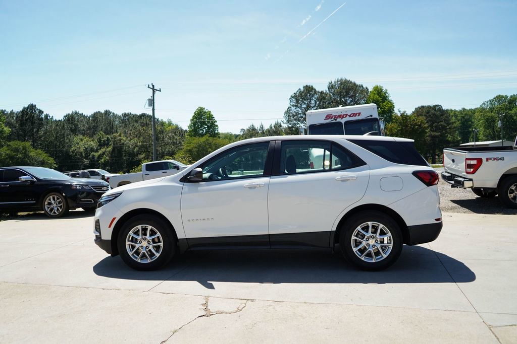 Used 2022 Chevrolet Equinox LS FWD image 23