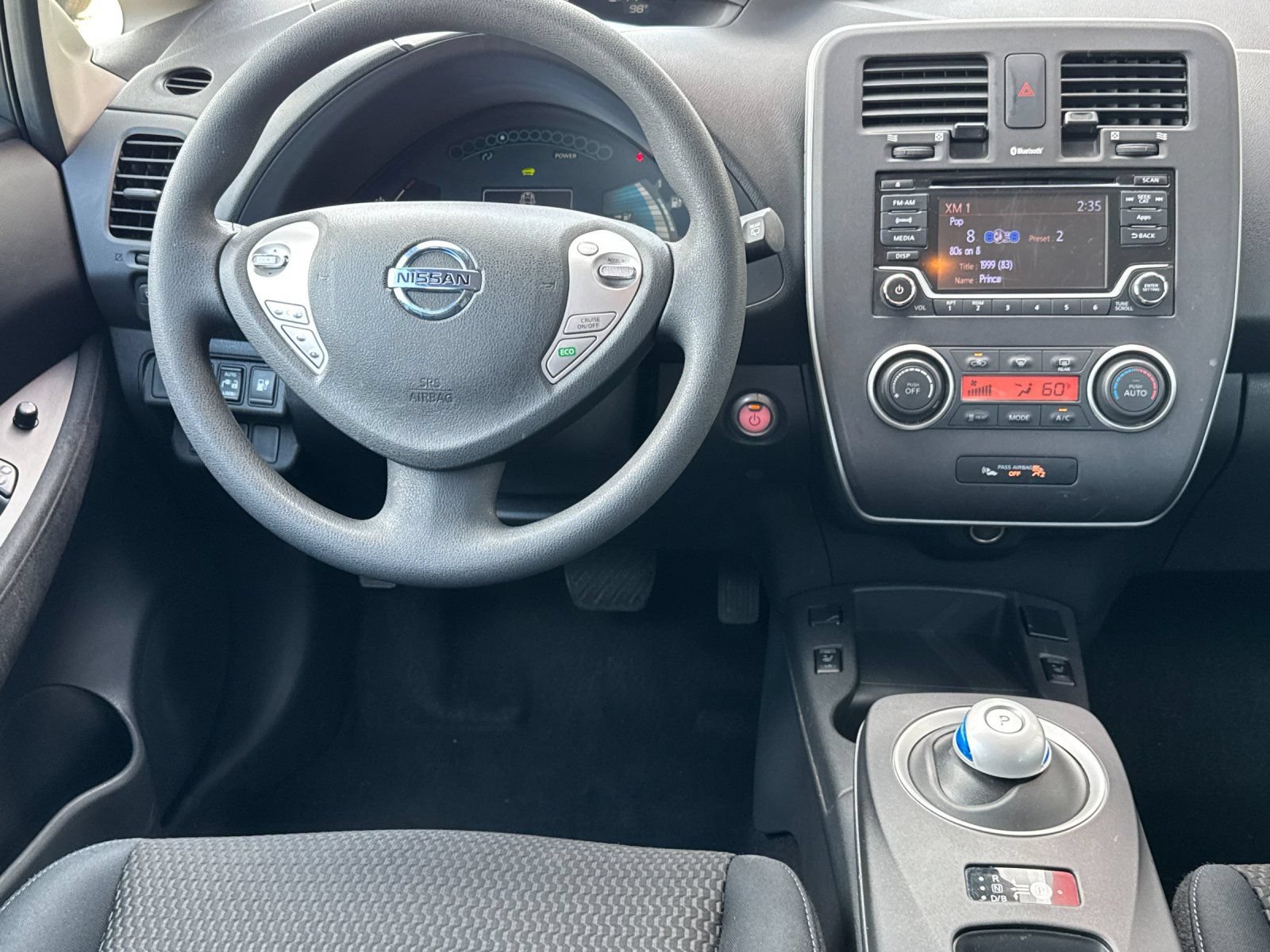 Used 2017 Nissan Leaf S FWD image 13