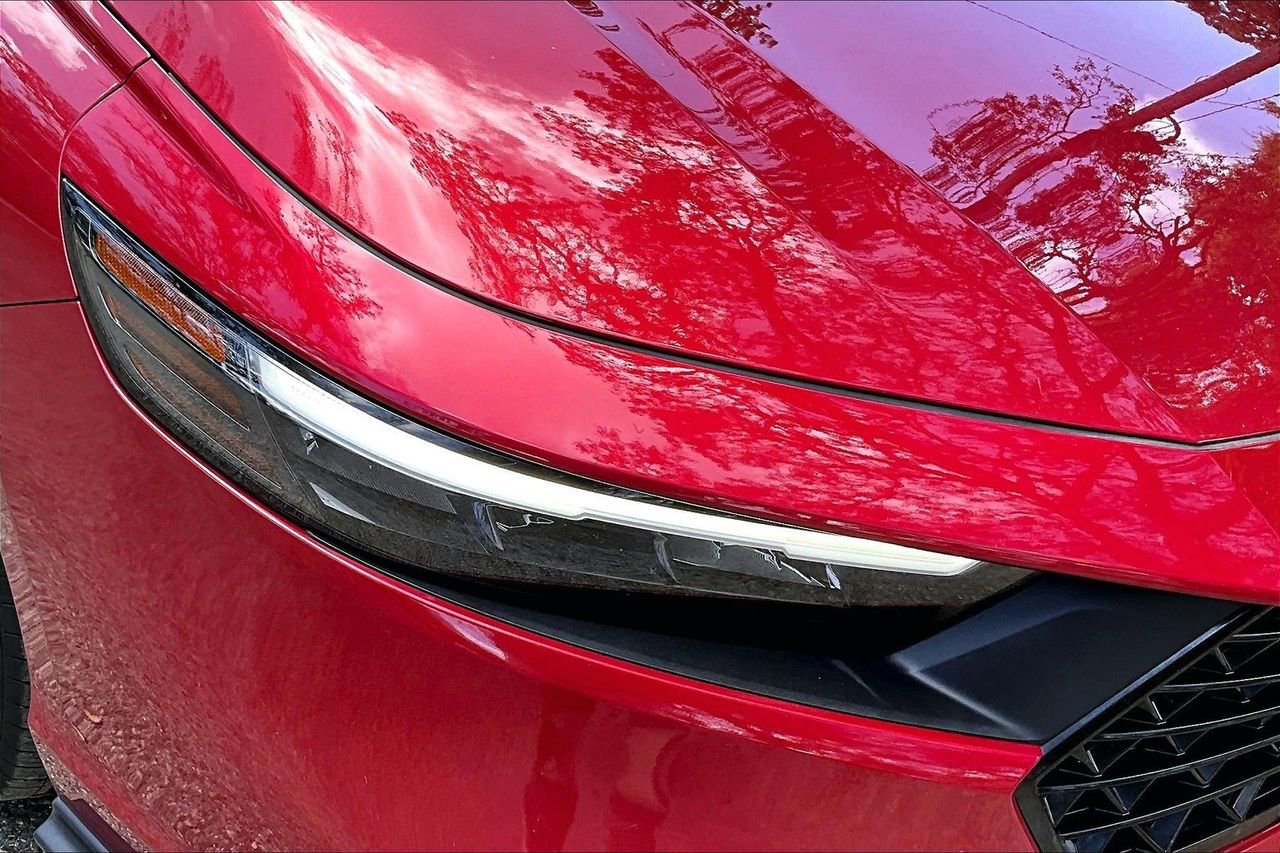Used 2024 Honda Accord EX image 32