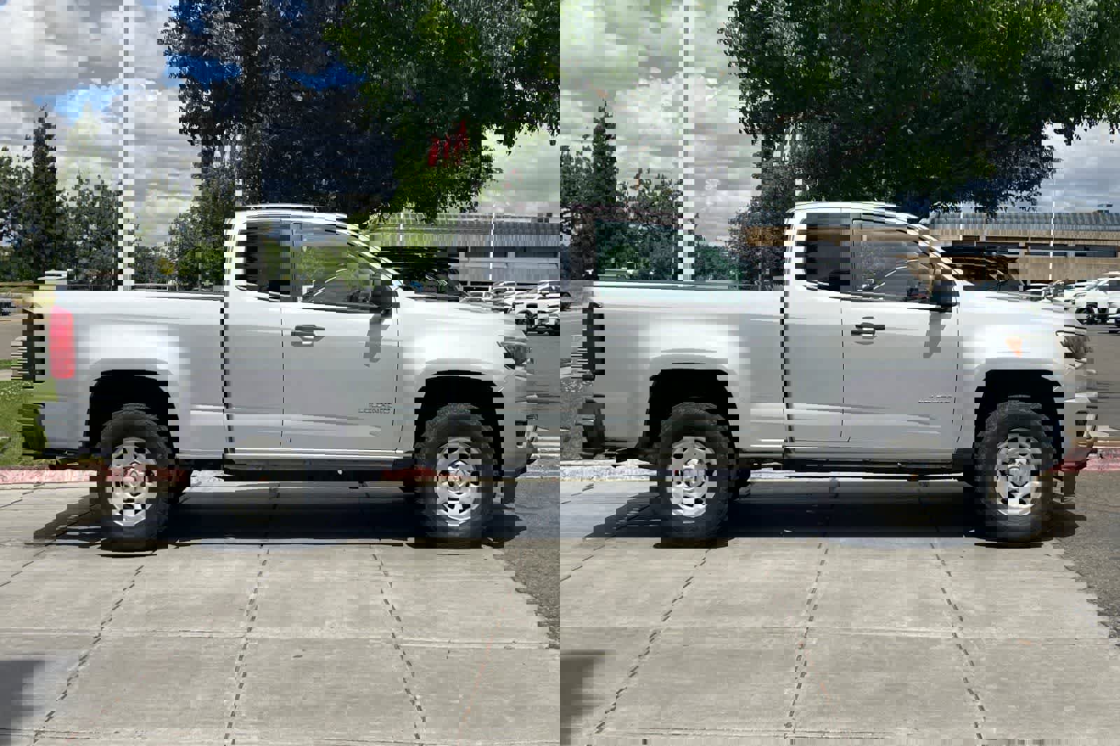 Used 2019 Chevrolet Colorado W/T w/ WT Convenience Package image 9