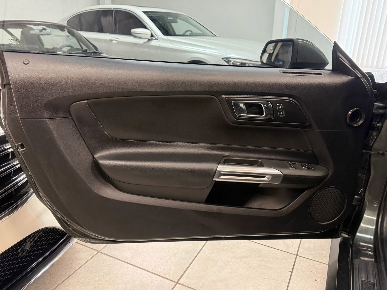 Used 2015 Ford Mustang Coupe w/ Equipment Group 051A image 13