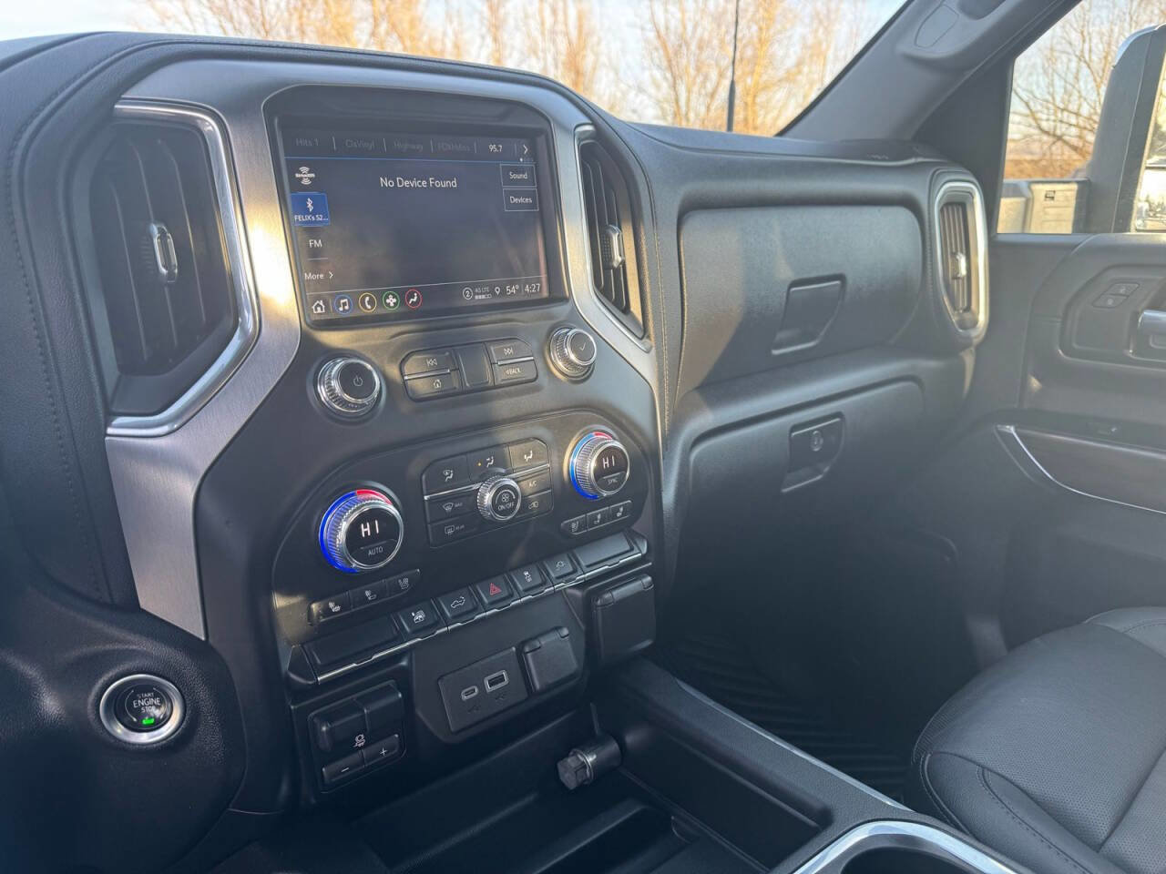 Used 2021 GMC Sierra 2500 SLT image 21