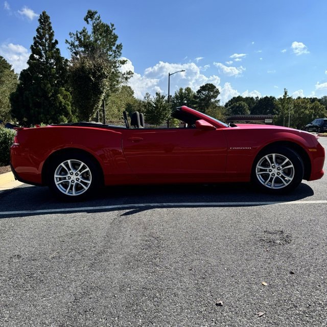 Used 2015 Chevrolet Camaro LT image 9