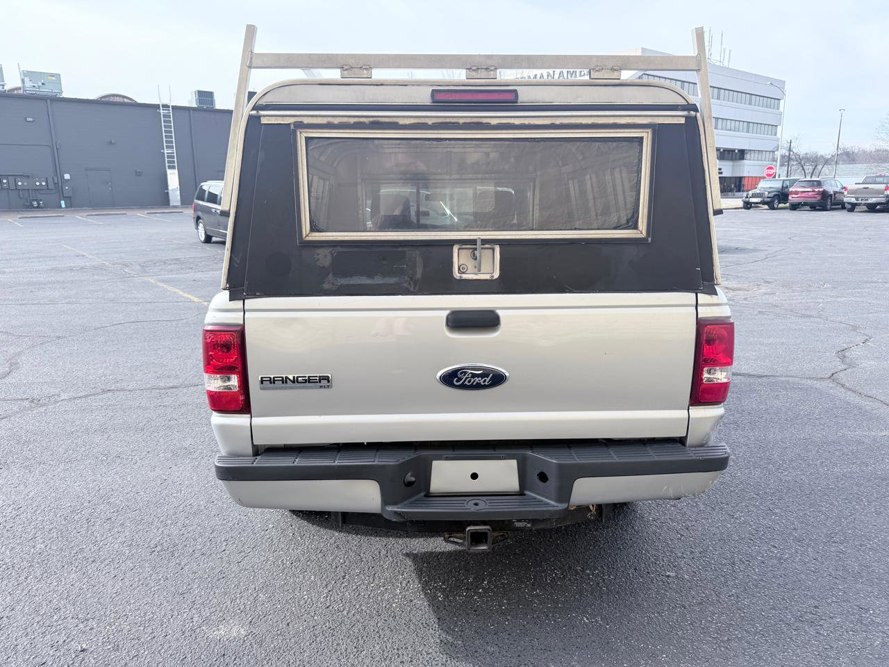 Used 2011 Ford Ranger XLT image 4