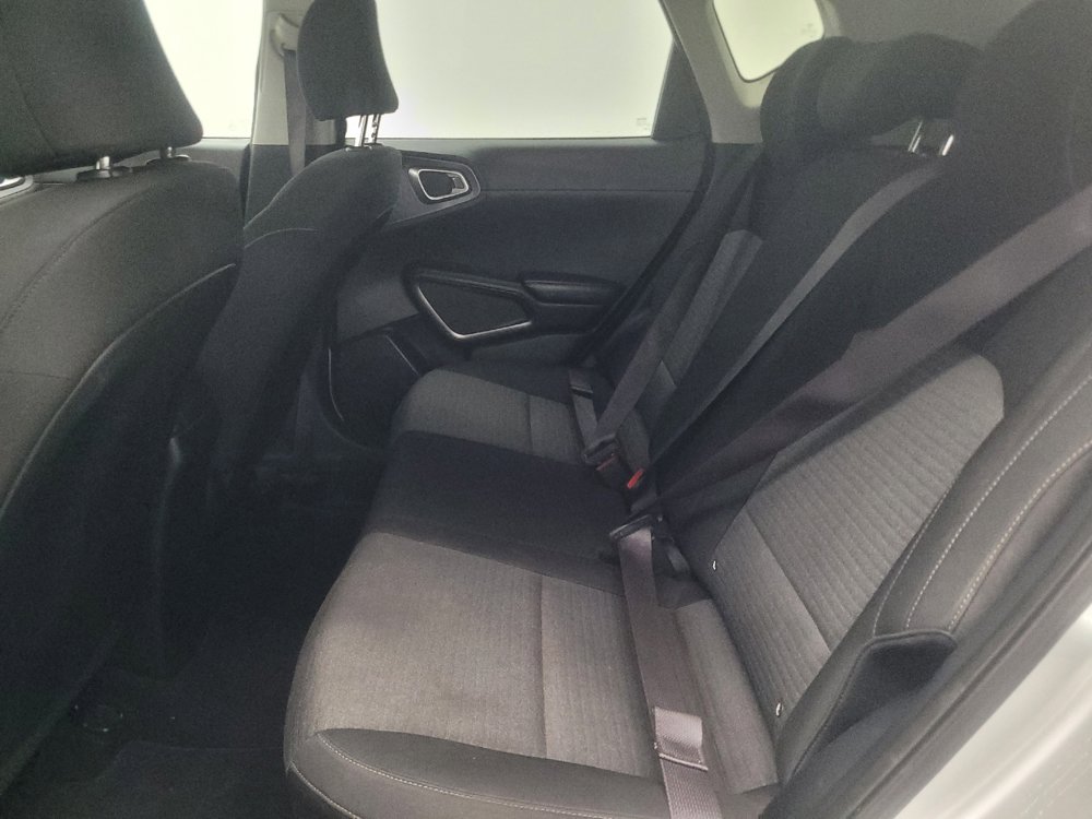 Used 2020 Kia Soul S FWD image 18