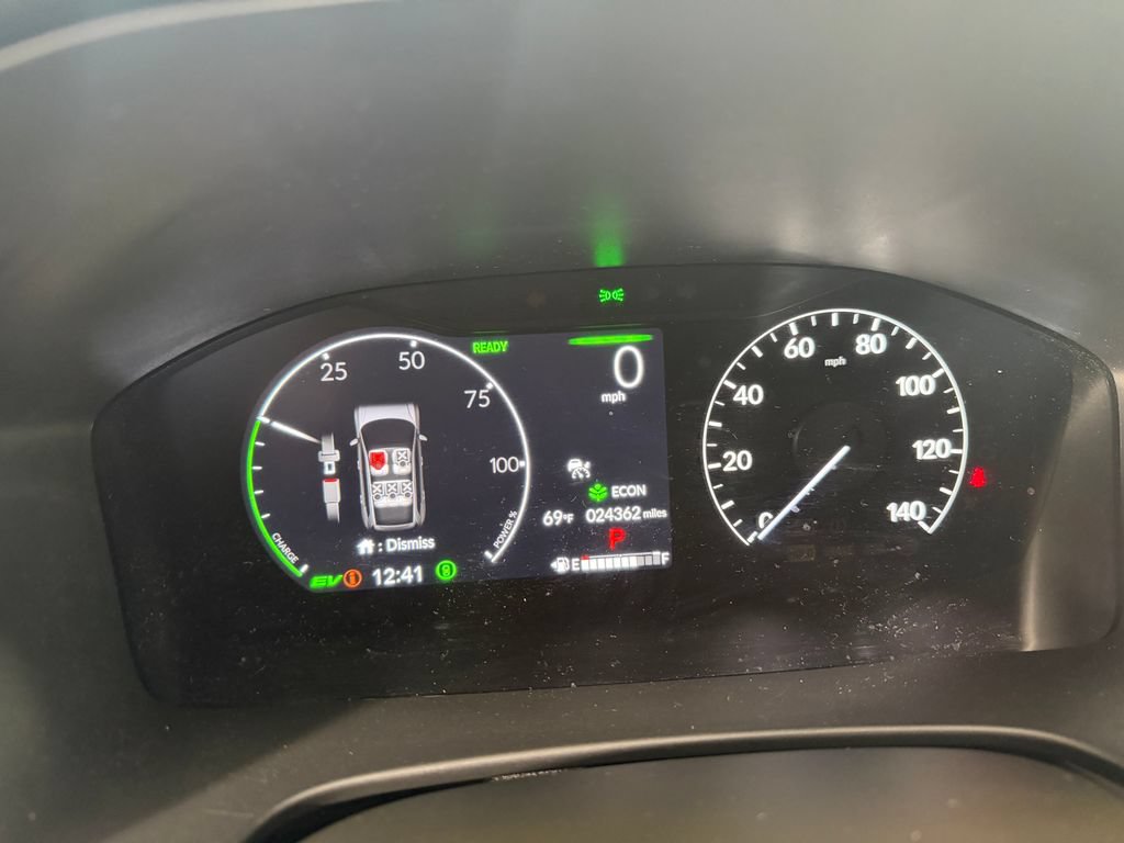 Used 2024 Honda CR-V Sport Touring image 13