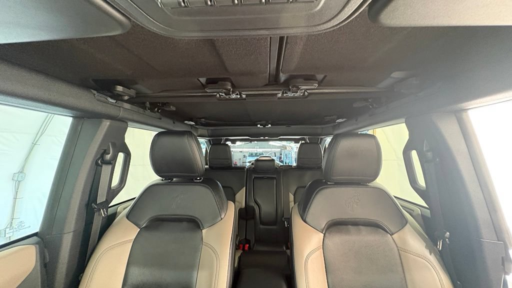 Certified 2022 Ford Bronco Wildtrak AWD/4WD image 35