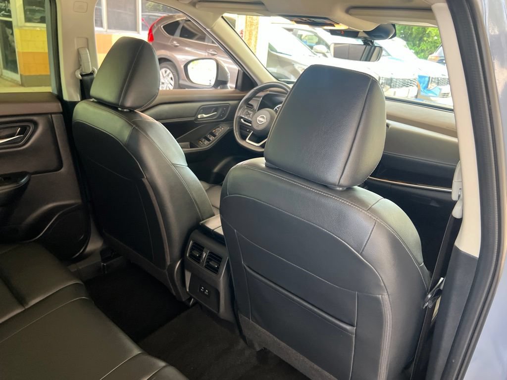 Certified 2023 Nissan Rogue SL AWD/4WD image 16