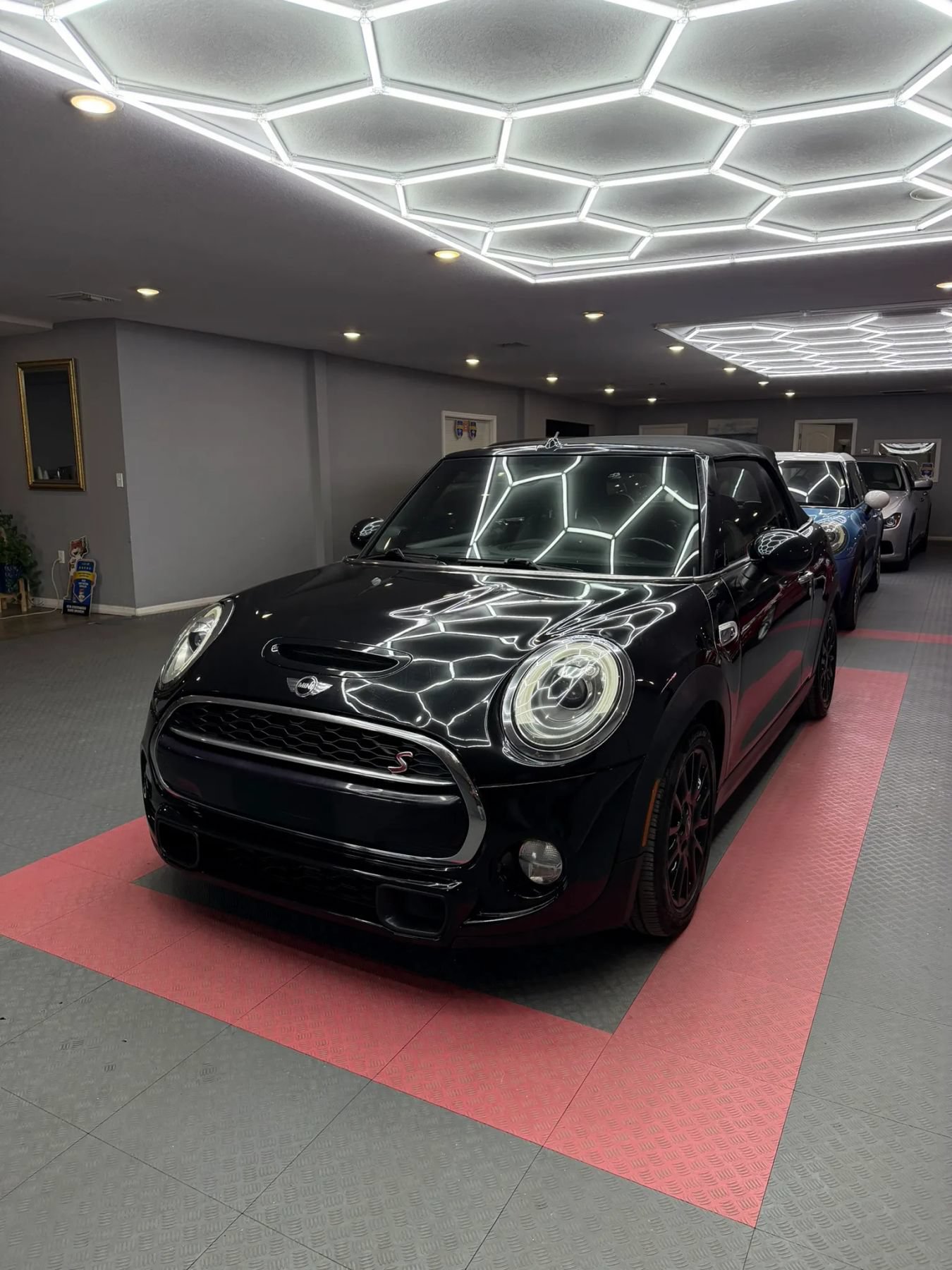 Used 2017 MINI Cooper S FWD image 2